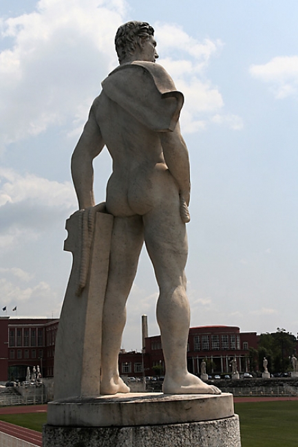 Stadio dei marmi 174